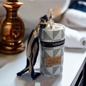 White Vintage Lipstick Key Barrel Bag Mini Retro Coin Purse Classic Small Pouch
